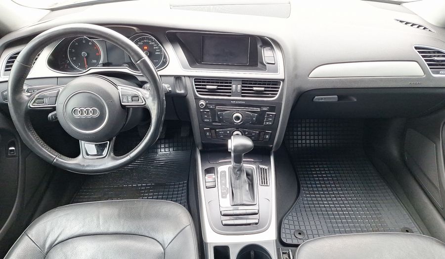 Audi A4 1.8 TFSI 170 HP MULTITRONIC S LINE Sedan 2015