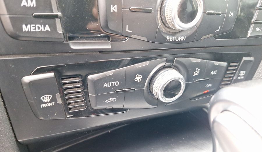 Audi A4 1.8 TFSI 170 HP MULTITRONIC S LINE Sedan 2015