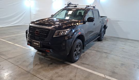 Nissan • Frontier