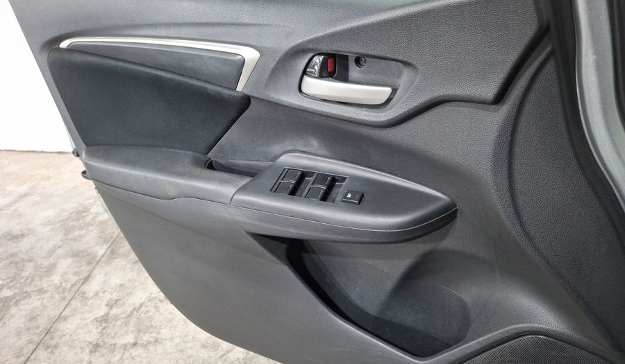 Honda Fit 1.5 COOL Hatchback 2016