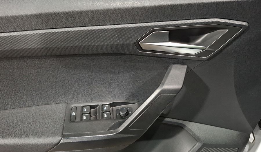 Seat Ibiza 1.6 STYLE Hatchback 2022