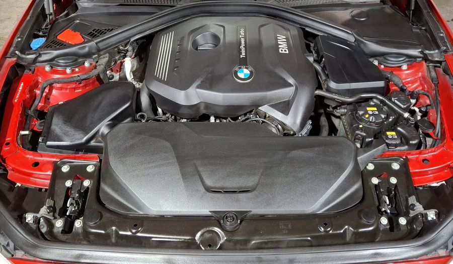 Bmw Serie 1 2.0 120IA URBAN LINE AUTO Hatchback 2017