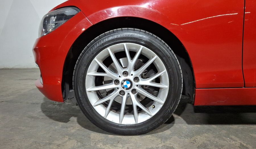Bmw Serie 1 2.0 120IA URBAN LINE AUTO Hatchback 2017