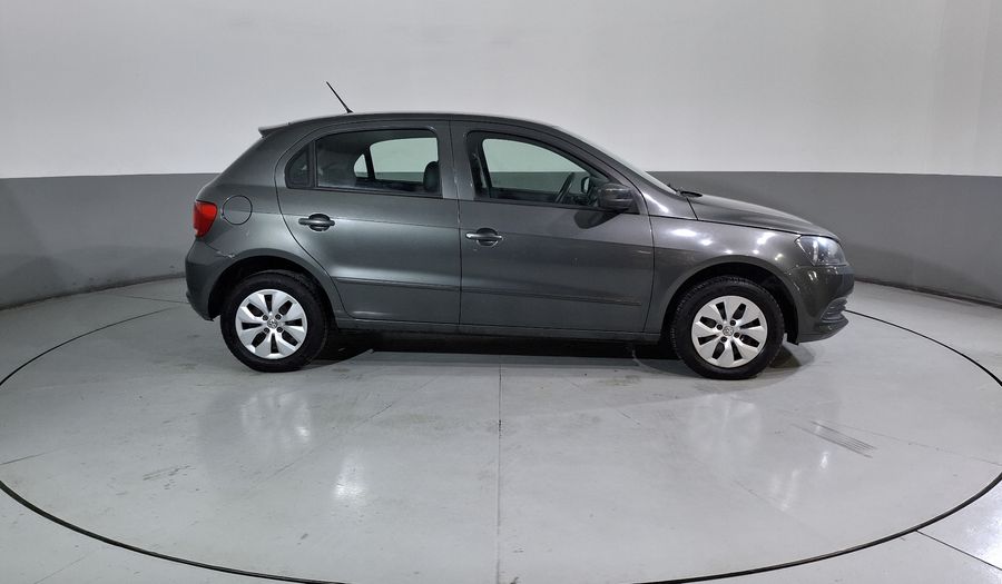 Volkswagen Gol 1.6 CL AC MT Hatchback 2015