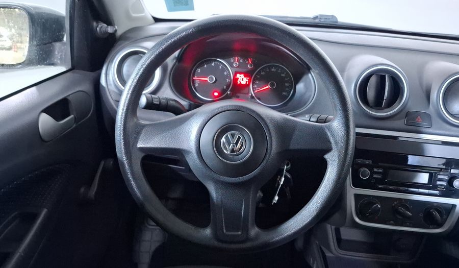 Volkswagen Gol 1.6 CL AC MT Hatchback 2015