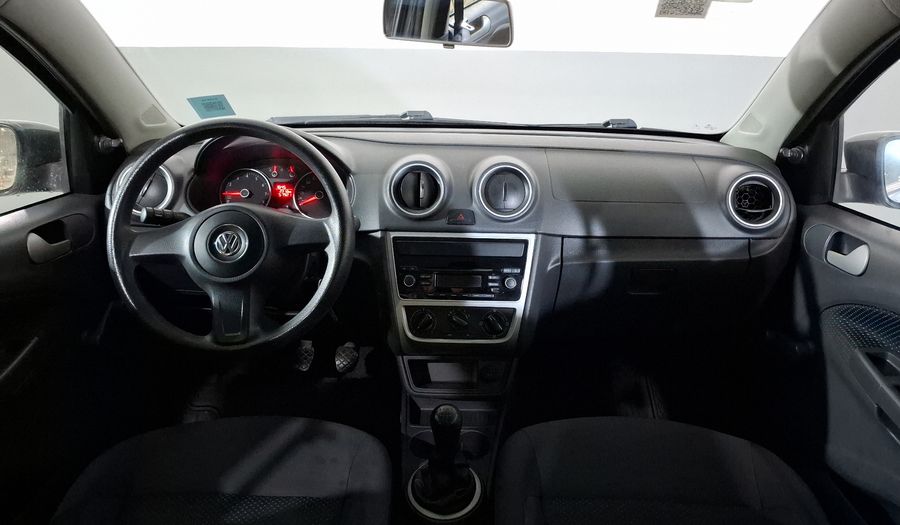 Volkswagen Gol 1.6 CL AC MT Hatchback 2015