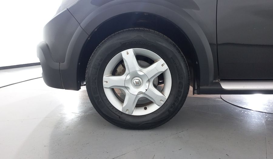 Renault Stepway 1.6 DYNAMIQUE MEDIA NAV MT Hatchback 2015