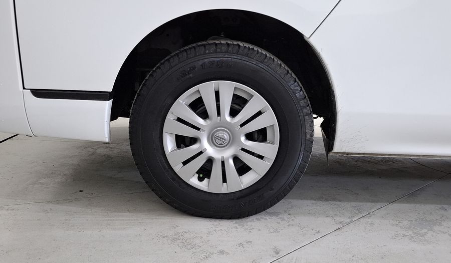 Nissan Nv350 Urvan 2.5 11 PASAJEROS AA Van 2024