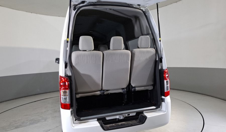 Nissan Nv350 Urvan 2.5 11 PASAJEROS AA Van 2024
