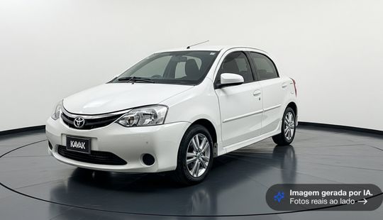 Toyota • Etios