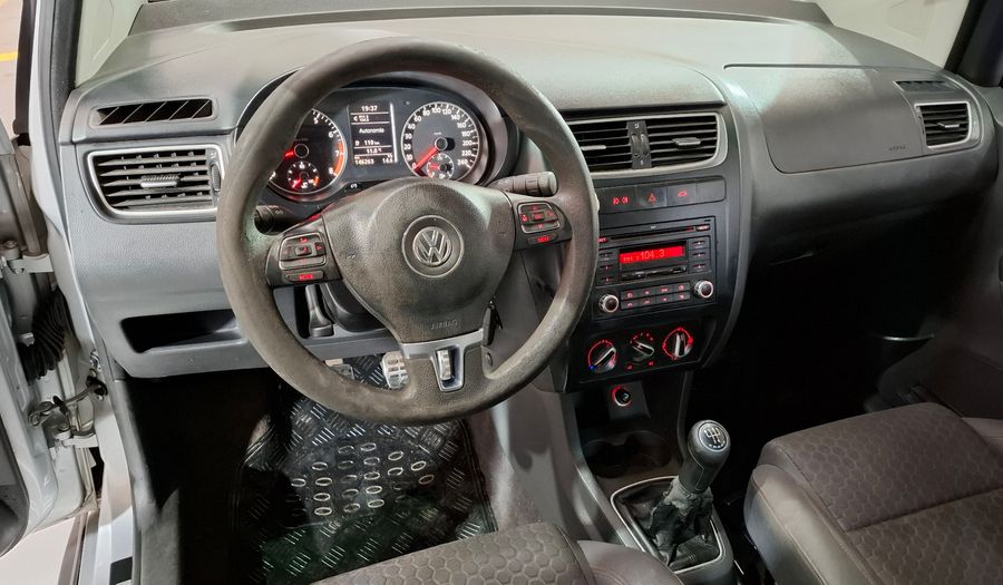 Volkswagen Crossfox 1.6 CROSSFOX COMFORTLINE Hatchback 2013