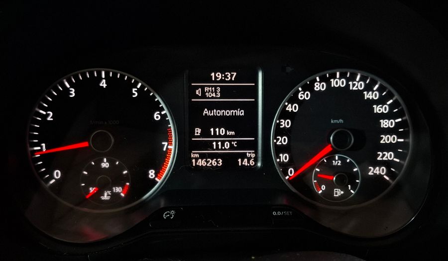 Volkswagen Crossfox 1.6 CROSSFOX COMFORTLINE Hatchback 2013