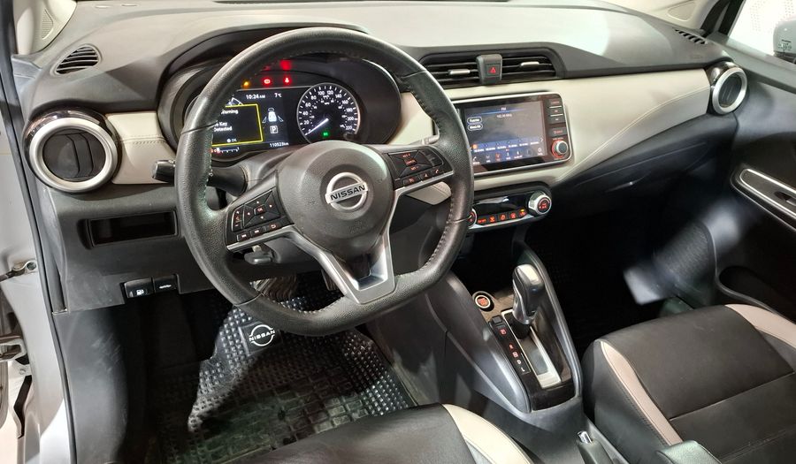 Nissan Versa 1.6 EXCLUSIVE CVT Sedan 2021