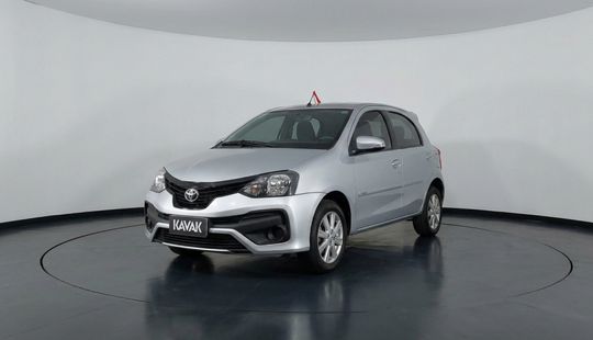 Toyota • Etios