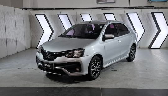 Toyota • Etios