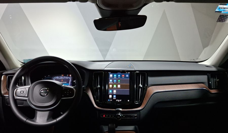 Volvo Xc60 2.0 B5 MHEV PLUS AUTO AWD Suv 2023