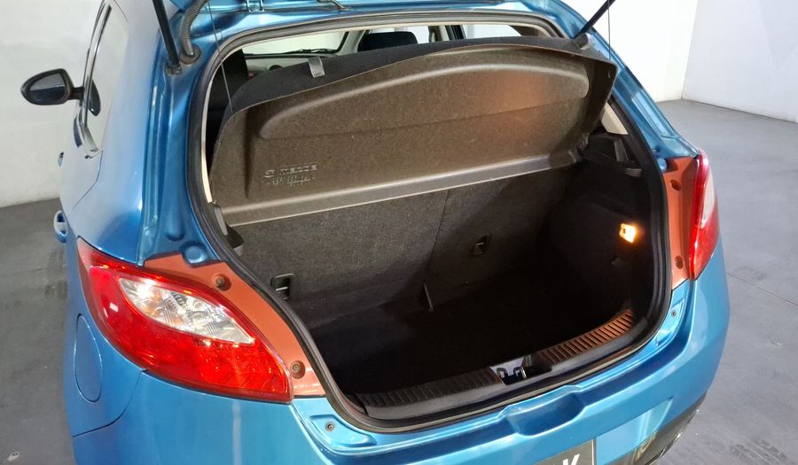 Mazda 2 1.5 TOURING TM Hatchback 2014