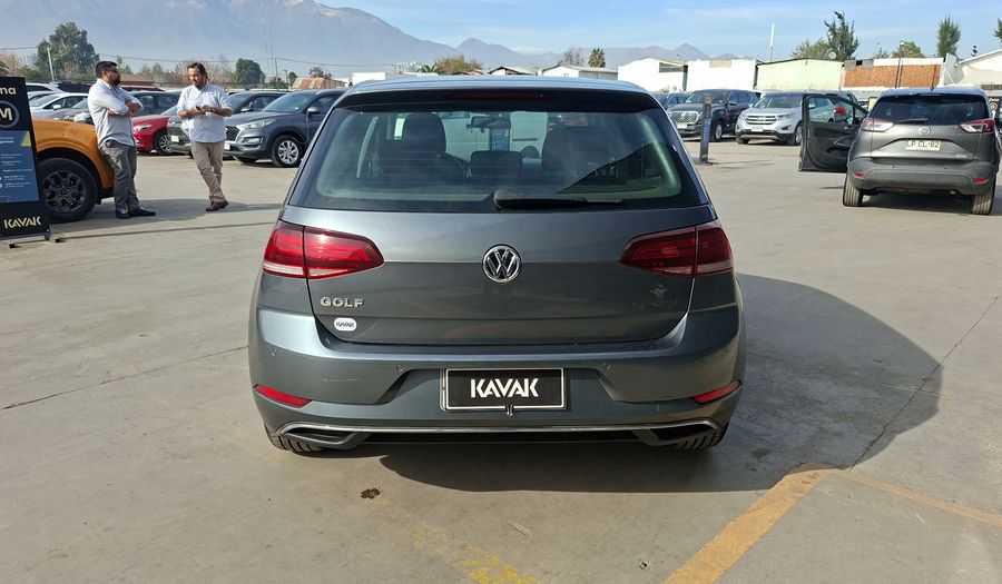 Volkswagen Golf 1.6 MSI AUTO COMFORTLINE Hatchback 2019