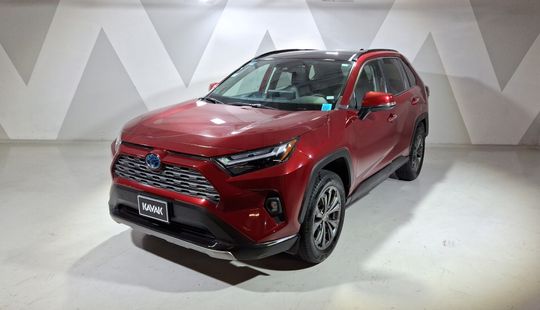 Toyota • RAV4