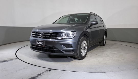 Volkswagen • Tiguan