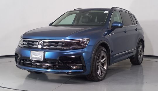 Volkswagen • Tiguan