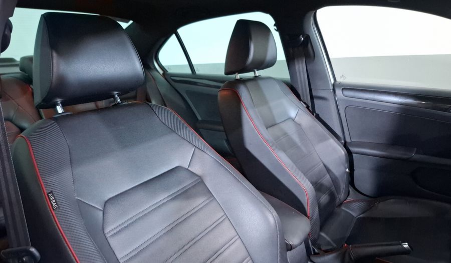 Volkswagen Jetta 2.0 TSI GLI EDITION 30 DSG Sedan 2014