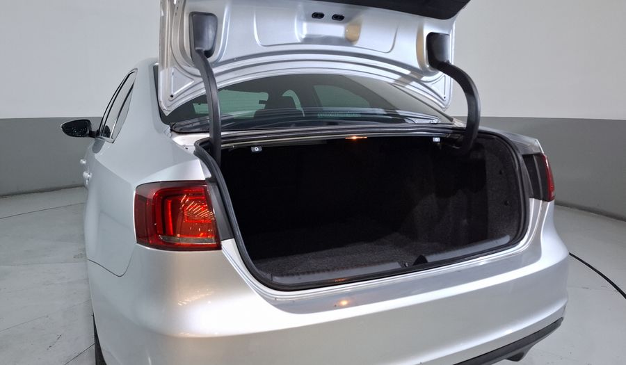 Volkswagen Jetta 2.0 TSI GLI EDITION 30 DSG Sedan 2014