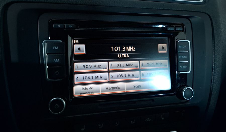 Volkswagen Jetta 2.0 TSI GLI EDITION 30 DSG Sedan 2014