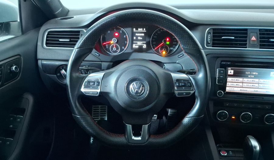Volkswagen Jetta 2.0 TSI GLI EDITION 30 DSG Sedan 2014