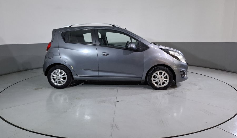 Chevrolet Spark Classic 1.2 LTZ C MT Hatchback 2016