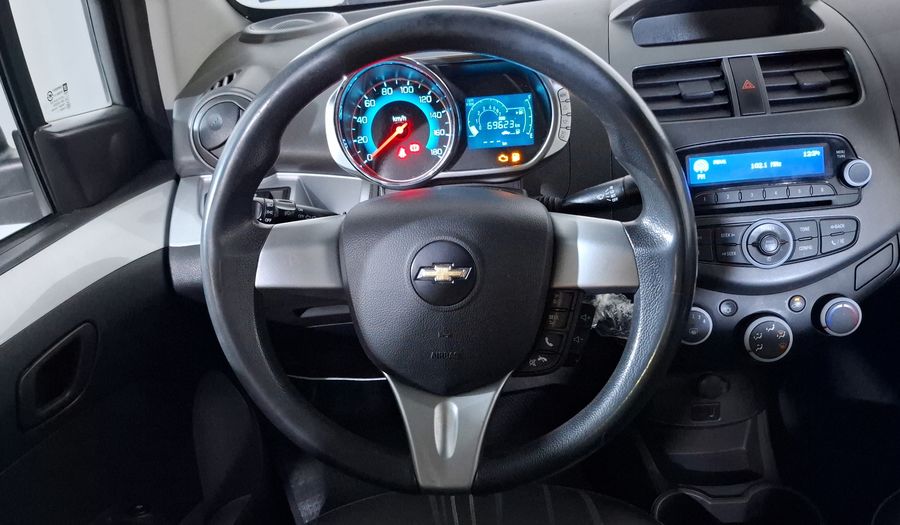 Chevrolet Spark Classic 1.2 LTZ C MT Hatchback 2016