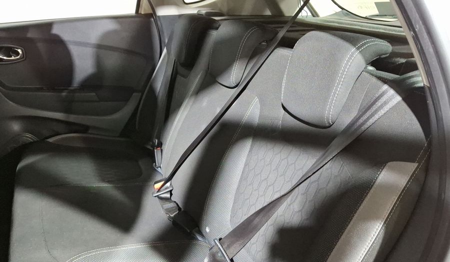 Renault Captur 2.0 INTENS Hatchback 2018
