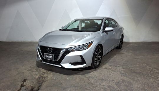 Nissan • Sentra
