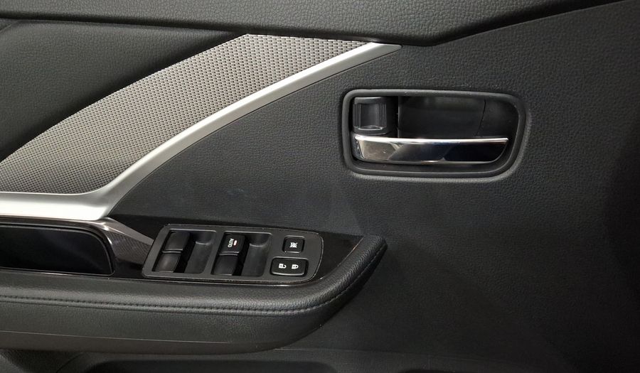 Mitsubishi Xpander 1.5 GLS AUTO Minivan 2022