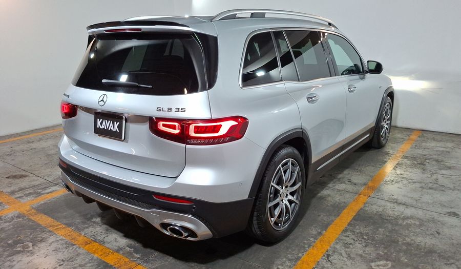 Mercedes Benz Clase Glb 2.0 MERCEDES-AMG 35 DCT 4MATIC Suv 2023