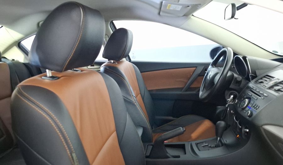 Mazda 3 2.0 SEDAN I TOURING TA Sedan 2013