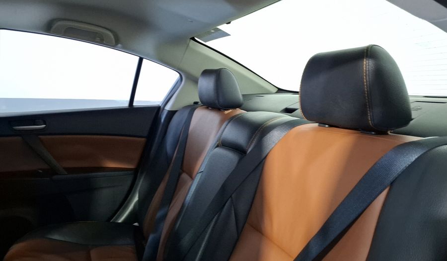 Mazda 3 2.0 SEDAN I TOURING TA Sedan 2013