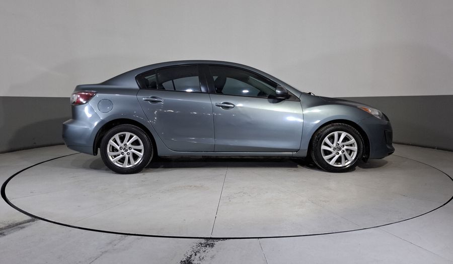Mazda 3 2.0 SEDAN I TOURING TA Sedan 2013