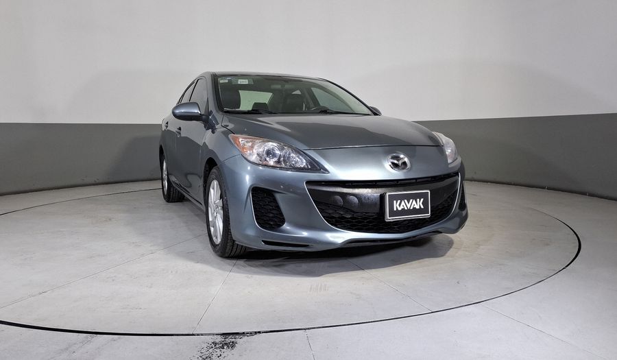 Mazda 3 2.0 SEDAN I TOURING TA Sedan 2013