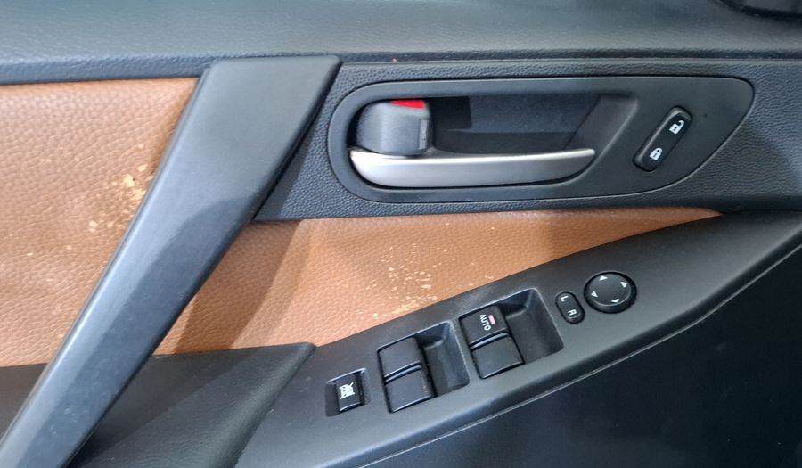 Mazda 3 2.0 SEDAN I TOURING TA Sedan 2013
