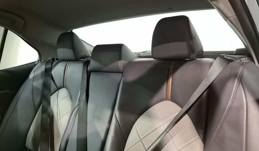 Toyota Camry 2.5 XLE NAVI HV AUTO Sedan 2019