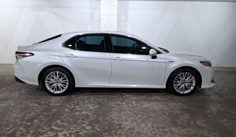 Toyota Camry 2.5 XLE NAVI HV AUTO Sedan 2019