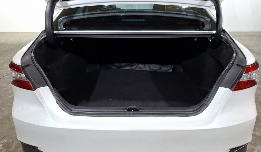 Toyota Camry 2.5 XLE NAVI HV AUTO Sedan 2019