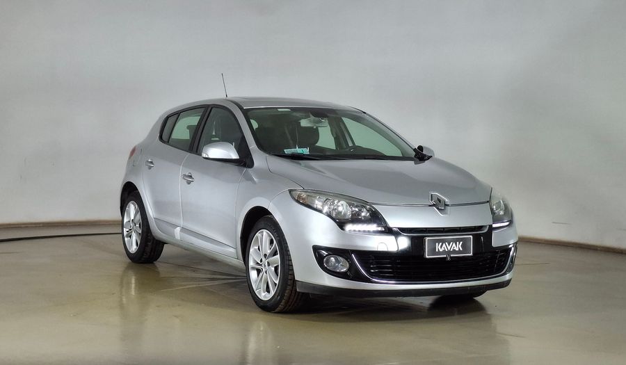 Renault Megane 2.0 16V CVT DYNAMIQUE PACK Hatchback 2015