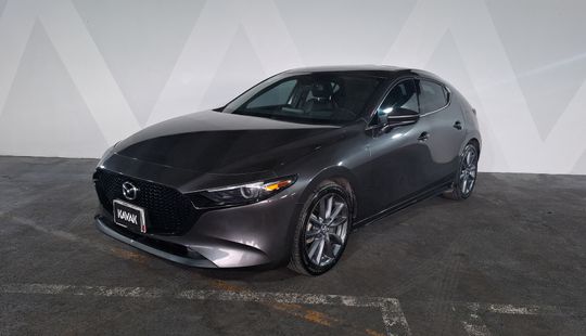 Mazda • Mazda 3