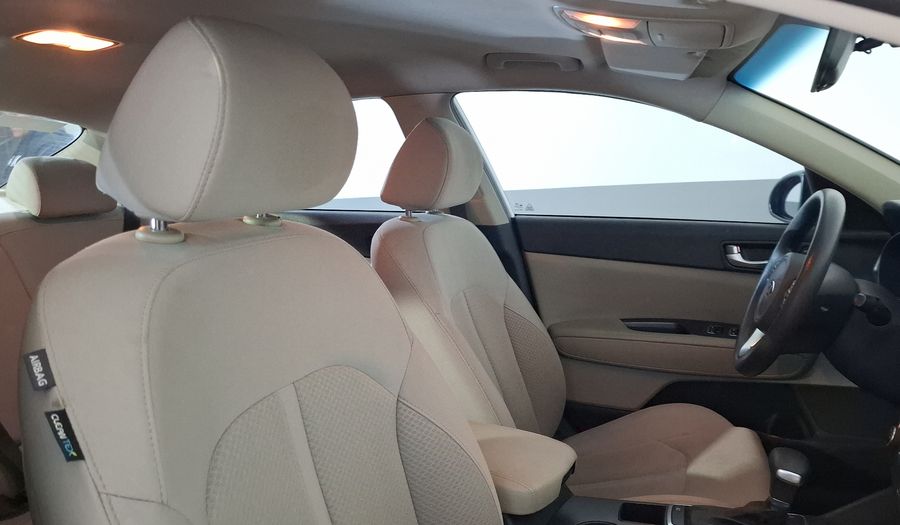 Kia Optima 2.4 GDI LX AT Sedan 2016
