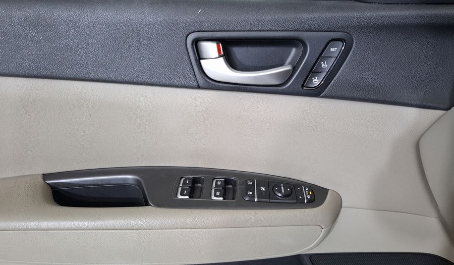 Kia Optima 2.4 GDI LX AT Sedan 2016