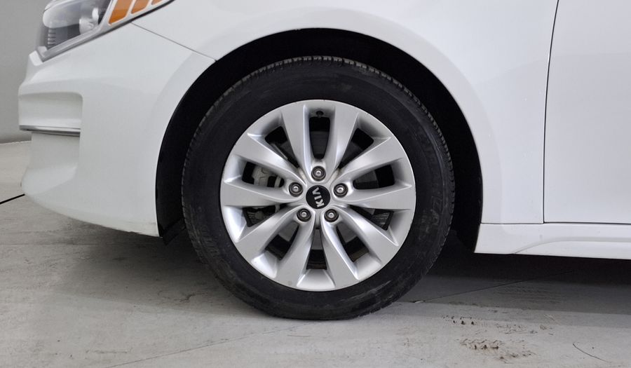 Kia Optima 2.4 GDI LX AT Sedan 2016