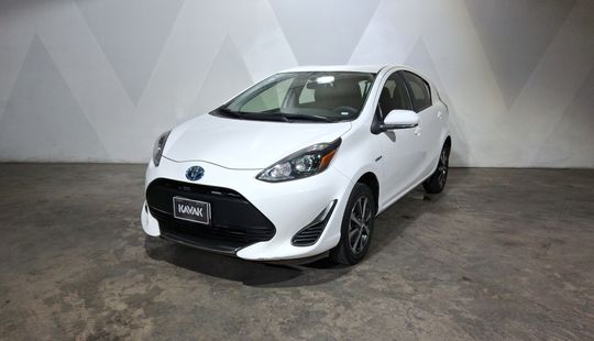 Toyota • Prius C
