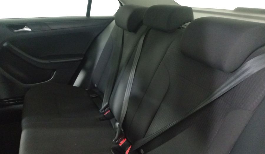 Volkswagen Jetta 2.0 TIPTRONIC Sedan 2015